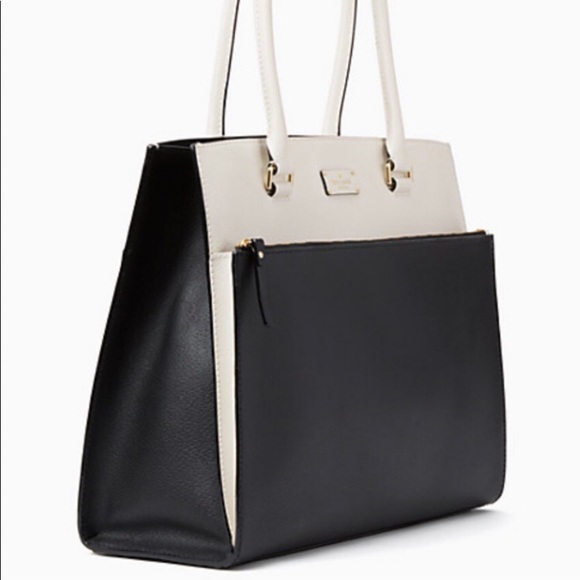 Kate Spade Black and White Tote (host pick 🎊🎉) - Picture 2 of 4